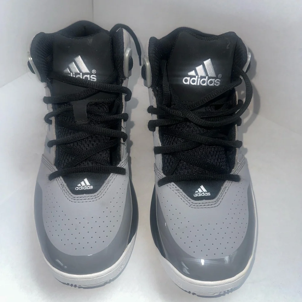 ADIDAS Performance Men's Black Gray Basketball Shoe Size 5